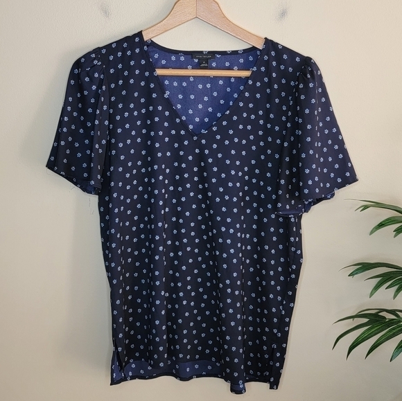 Ann Taylor | Navy Blue Floral Print Short Sleeve Blouse - Picture 1 of 4
